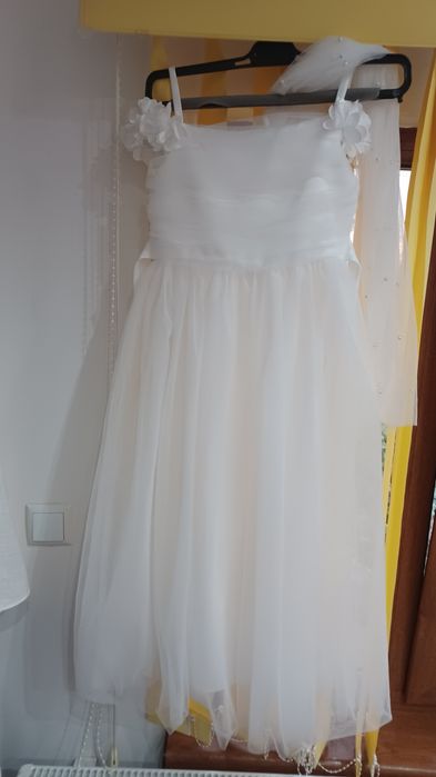 Детски рокли за 8-9 г и за 1 год