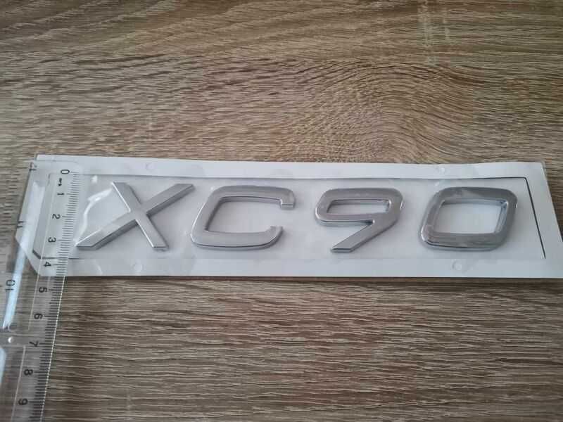 Volvo XC90 сребрист надпис