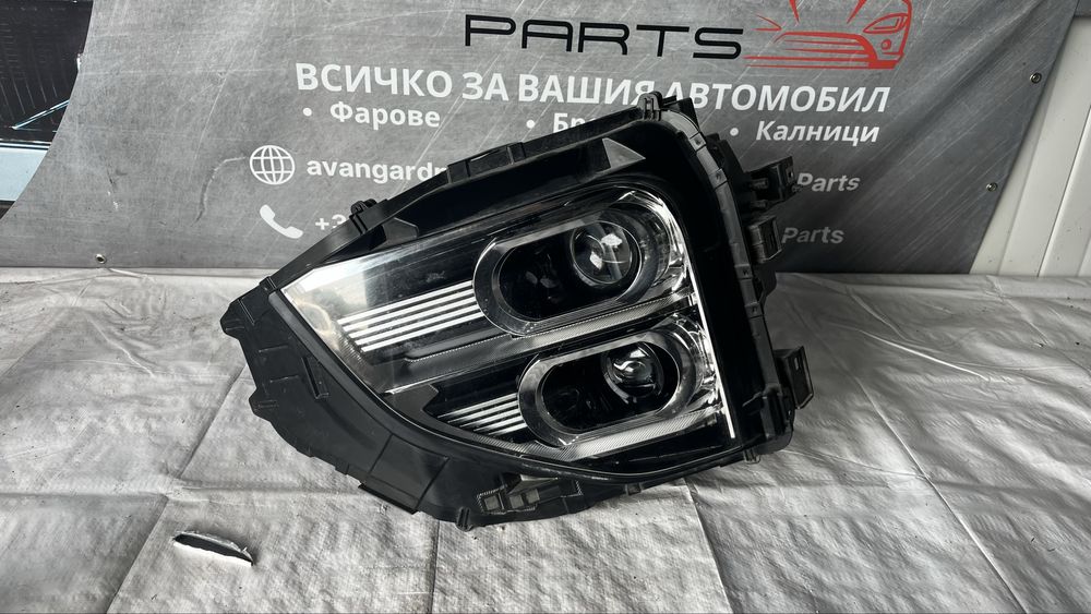 Десен и ляв фар Mitsubishi Eclipse Cross