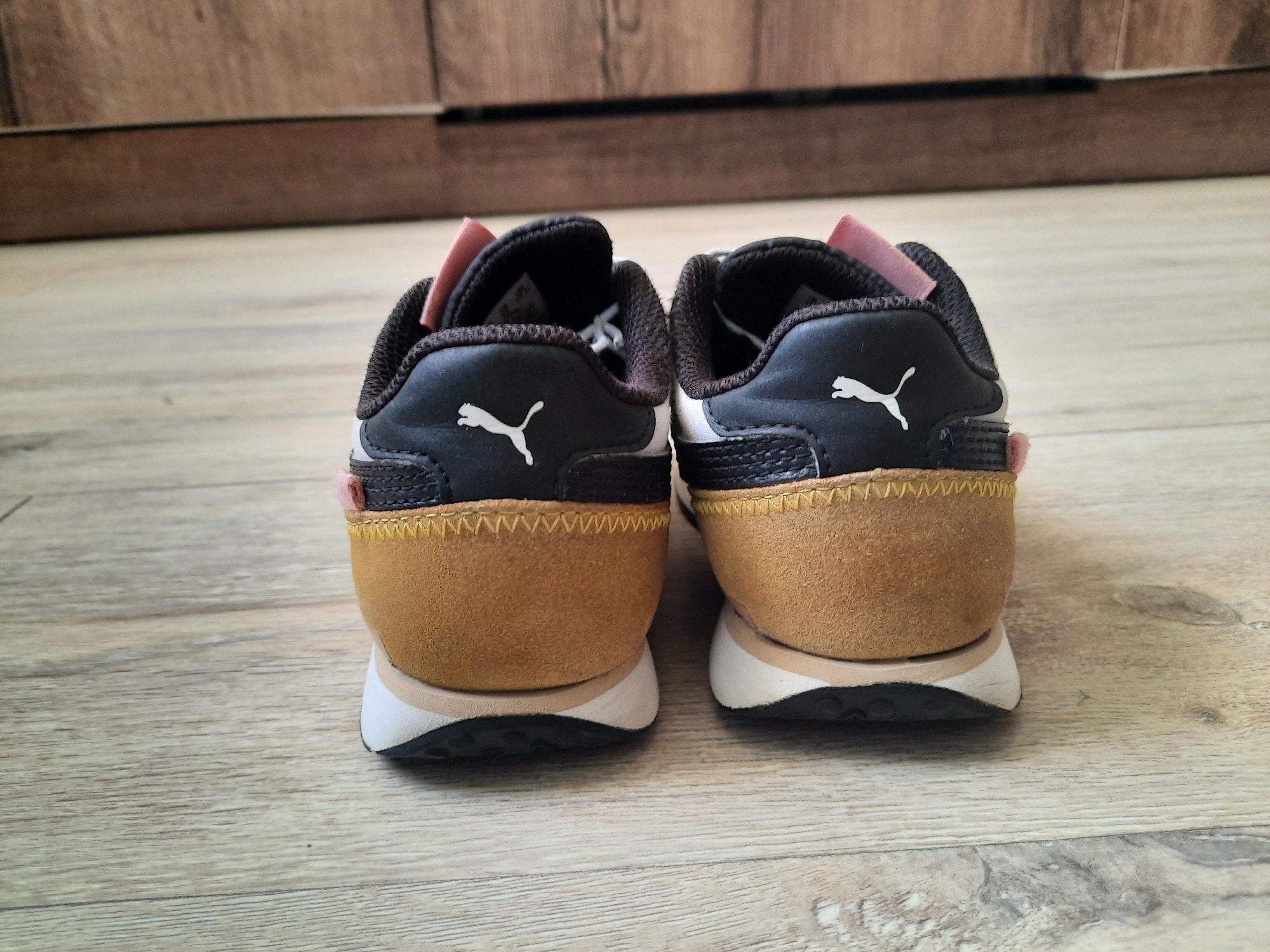 Детски кецове и маратонки Puma