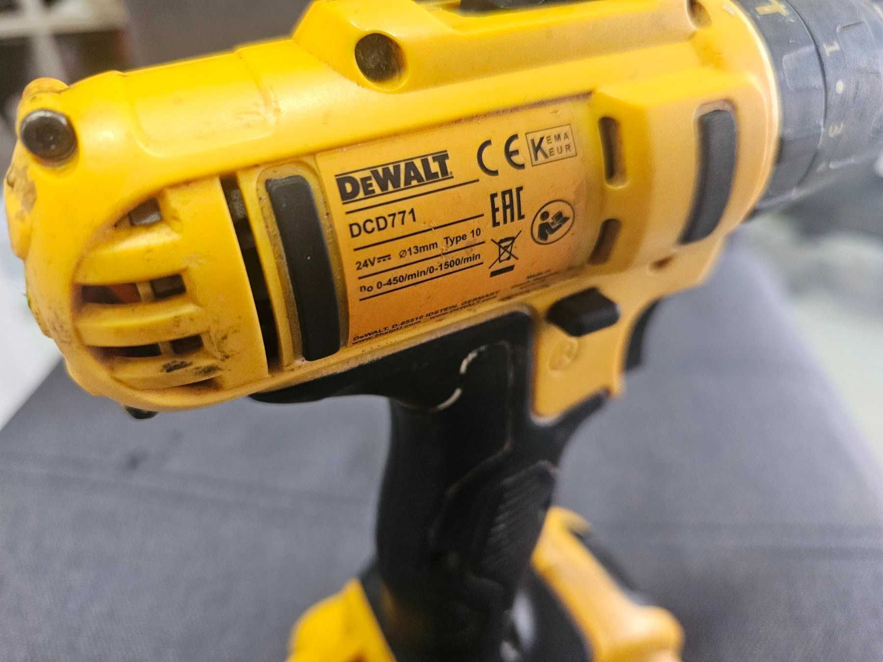 Ударен винтоверт DeWALT DCD771 (24V, 5AH)