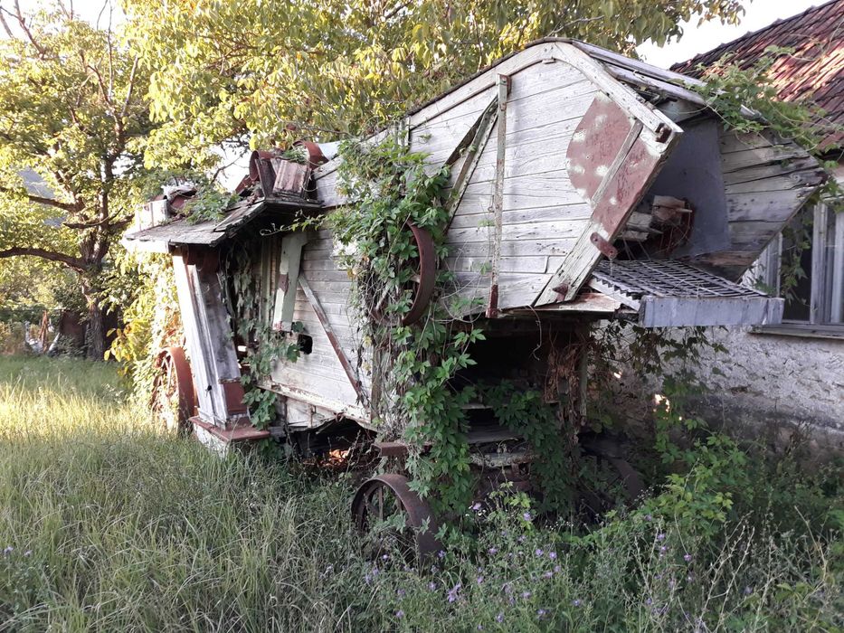 Batoza De Treierat Cereale Foarte Veche