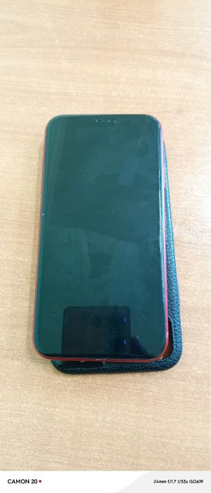 Продам Iphone XR