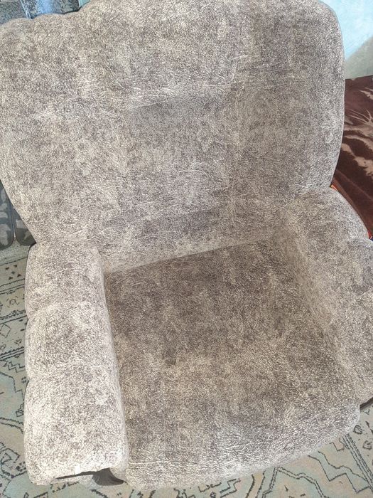 Продам кресло хорошее состояние