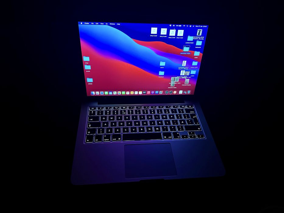 Mac Book Pro Retina 13 inch I5