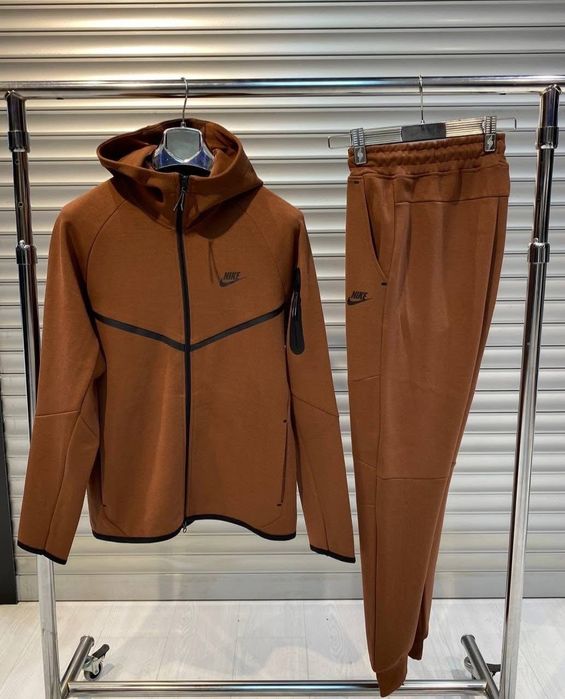 Treninguri barbati noi