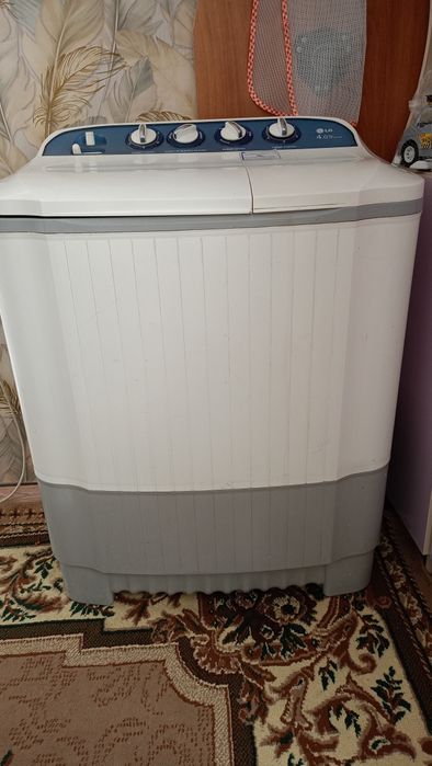Продам стиральную машину