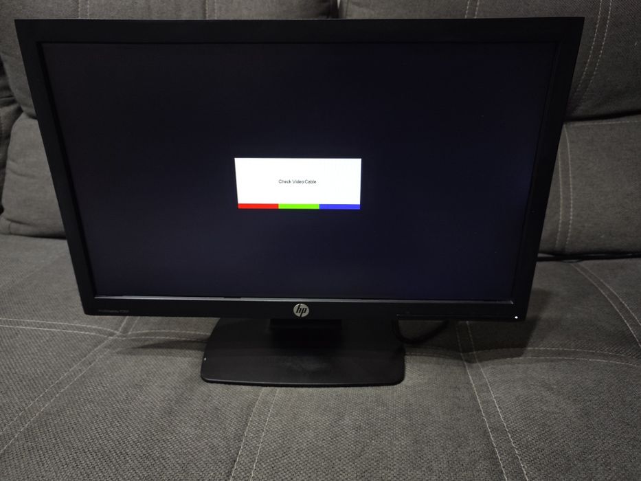 Монитор HP 20" HD+