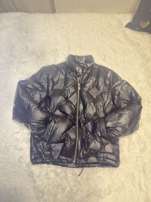 Гъзарска грейка Louis Vuitton с гъши пух