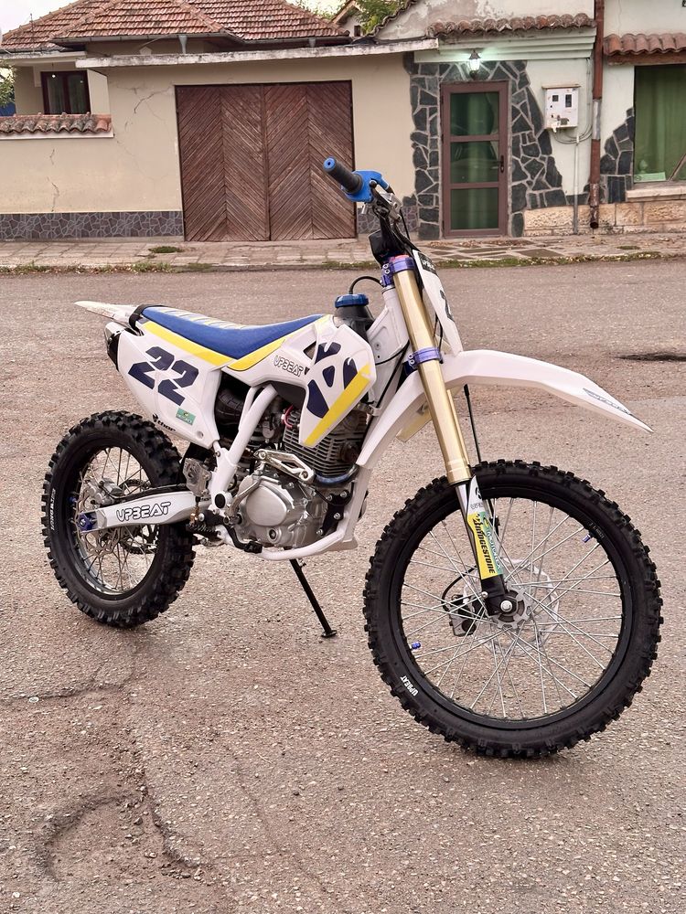 Кросов Мотор 250кубика,Upbeat 250cc