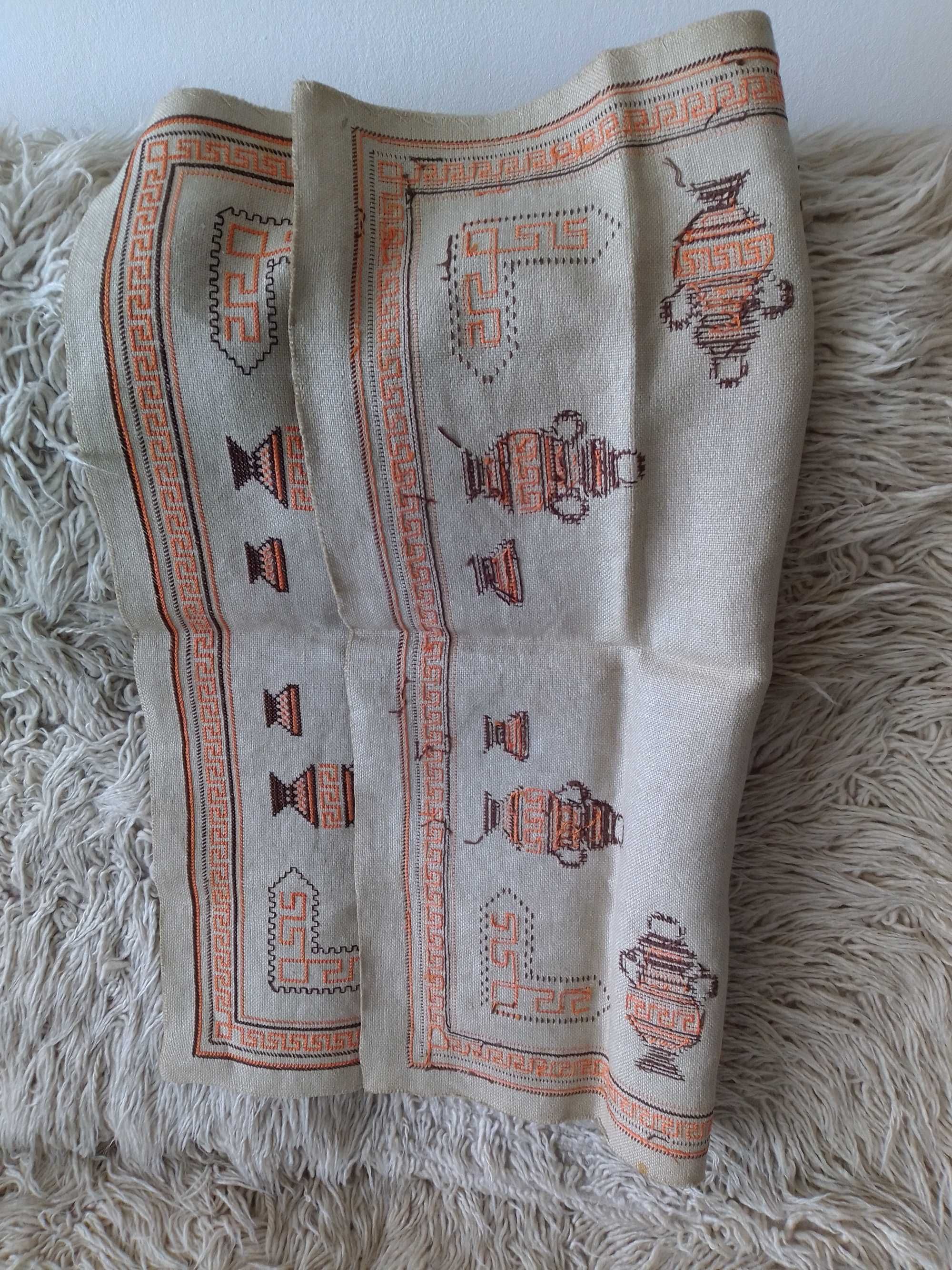 Покривки българска бродерия