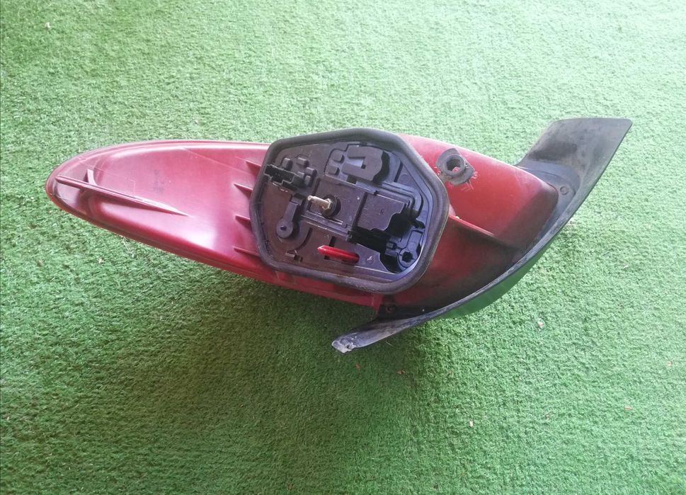 Stop stanga spate Peugeot 206 pe original 1998 - 2009