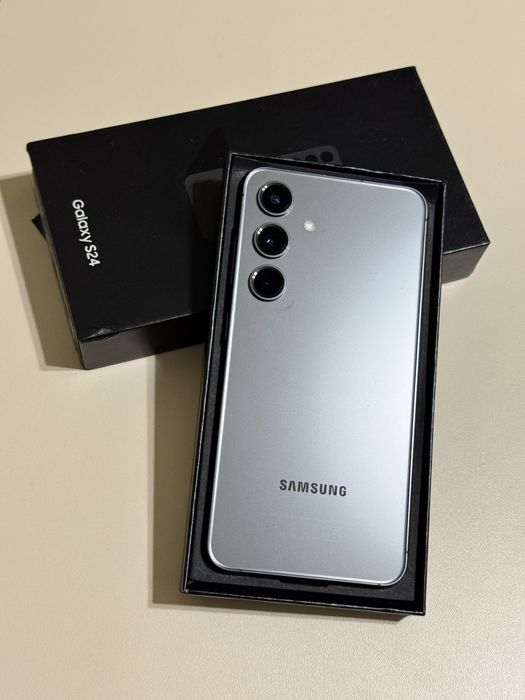 Samsung S24 256 gb Ram 8 5G EAC