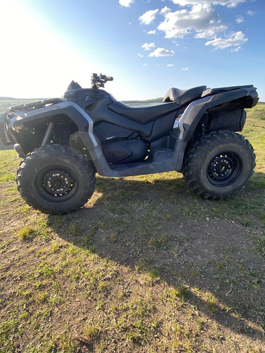 Vând can-am 570 outlander