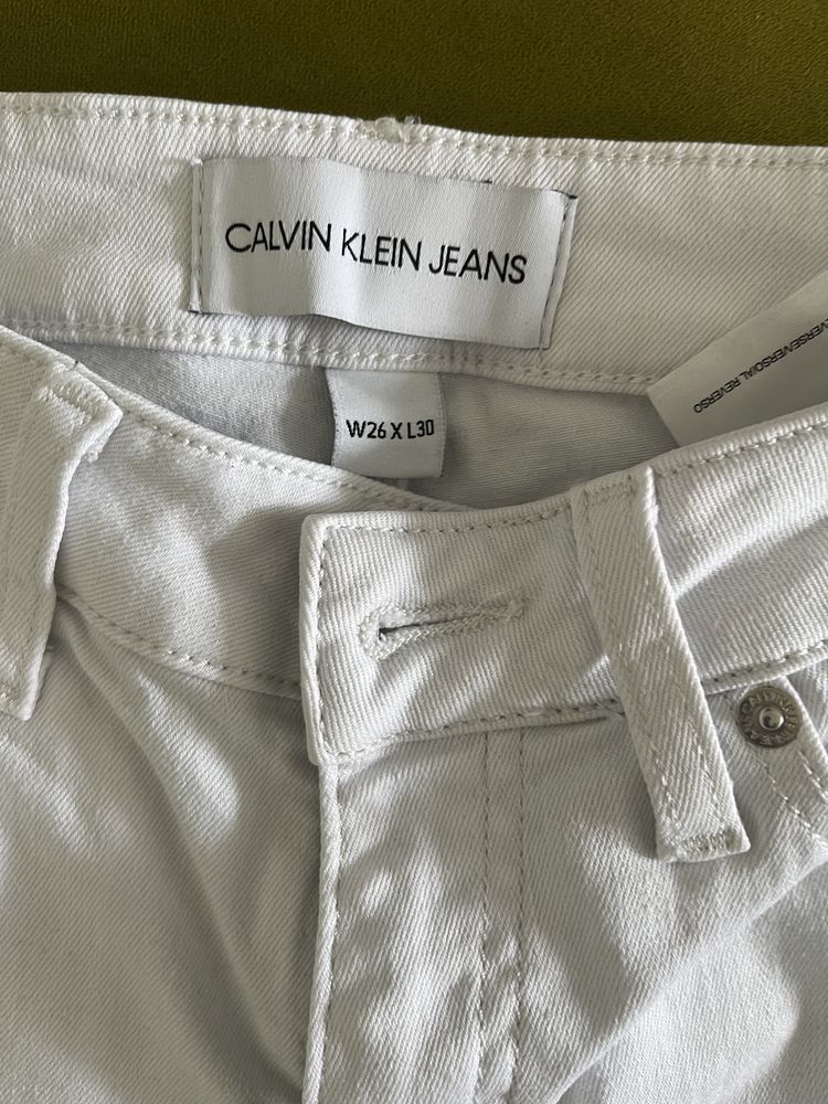 Дънки Calvin Klein