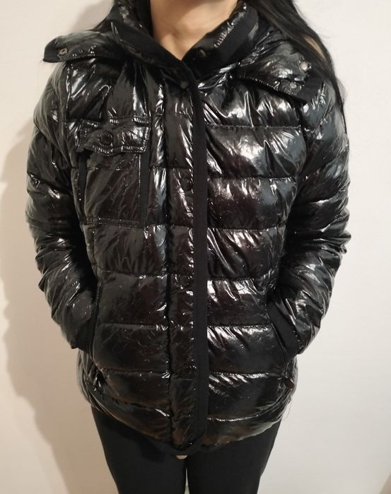 Geaca Moncler mărimea 4(M-L)