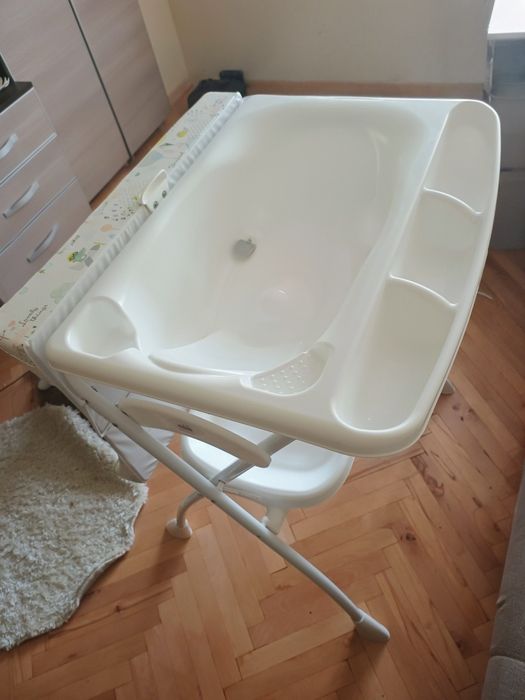 Повивалник със стойка и вана за къпане Cam Volare