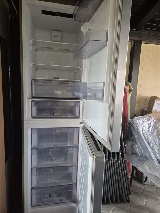 Combina frigorifica Beko