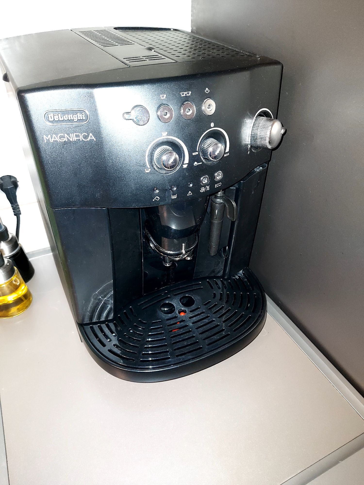 Espressor automat De'Longhi Caffe Magnifica