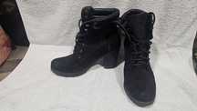Ghete negre cu toc, nr 40