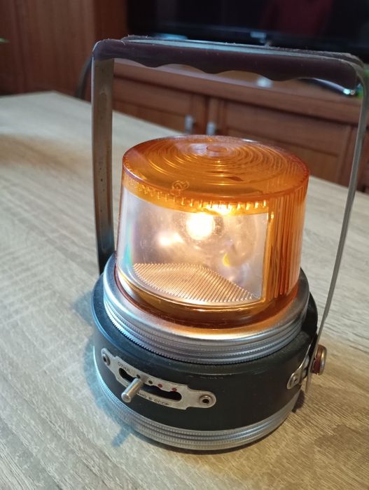 Lot de 8 lanterne vechi + busolă cadou