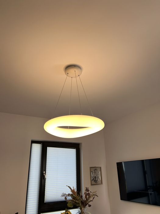 Lustra LED dimabila model deosebit