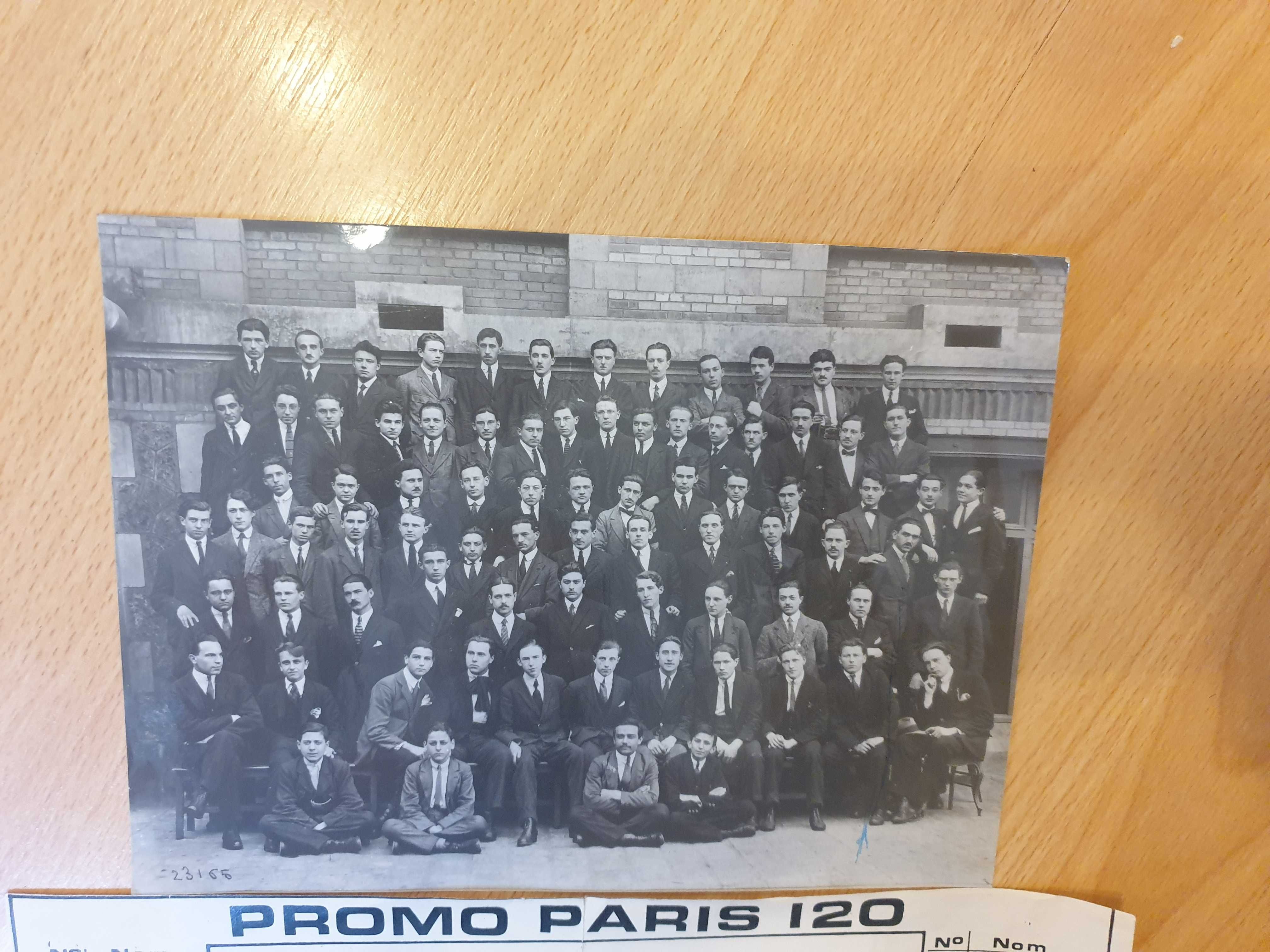 Poza 1922 absolvire scoala inalte studii elevate Franta,legenda+reuniu