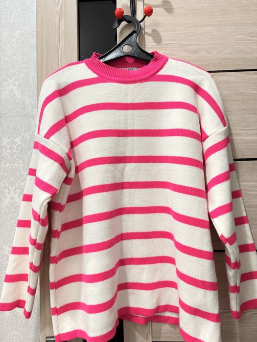 Продам женскую кофту