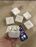 Vand airpods 4 nou