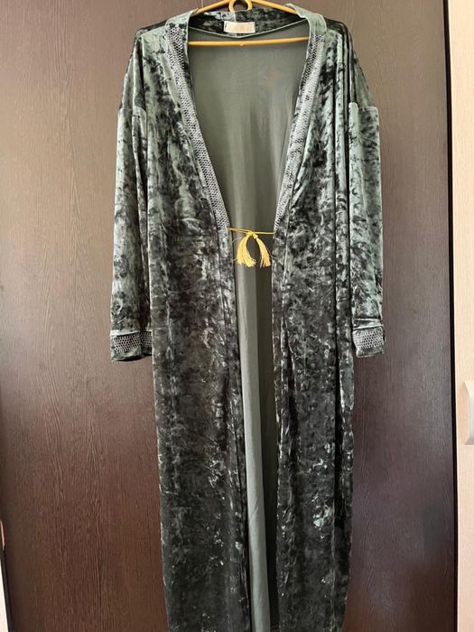 Бархатная накидка ZARA