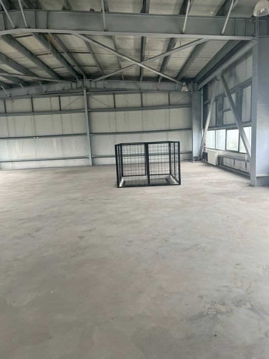 Spatiu comercial +depozit
