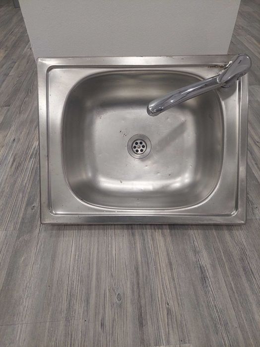 Умивалници от нераждавейка