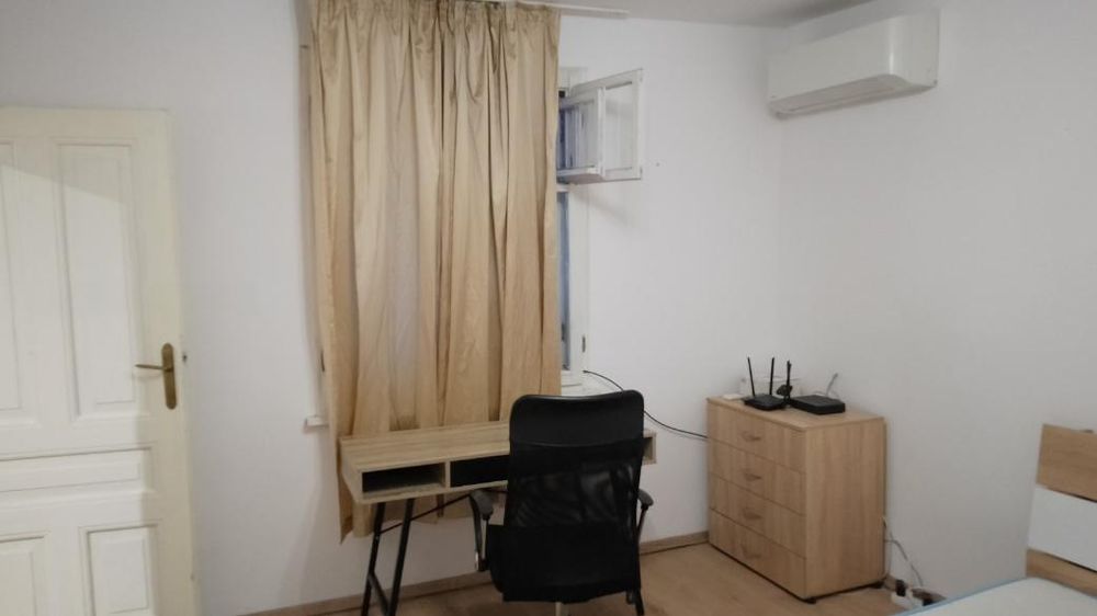 Дава се под наем Двустаен апартамент в Пловдив, Център - 50 кв.м за 350 € - Снимка #3