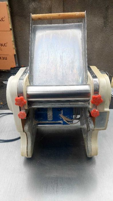 Продам тестораскаточную машину (тестораскатку). Рассрочка.Оборудование