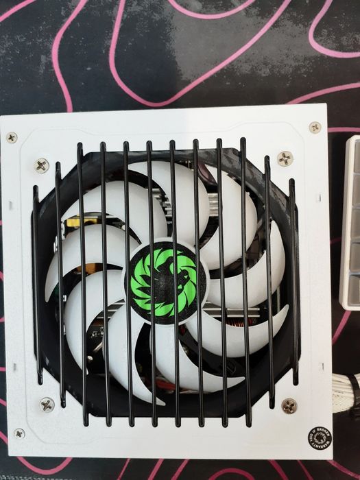 Блок питания 800w GAMEMAX VP 800 RGB