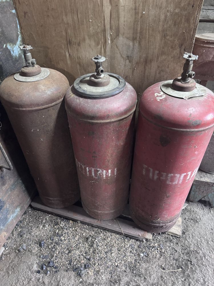 Газовый баллон.