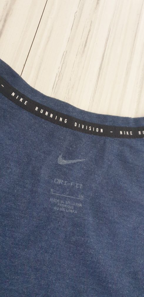 Nike Running Devision Dri - Fit Mens / S НОВО! ОРИГИНАЛ! Мъжка Тениска