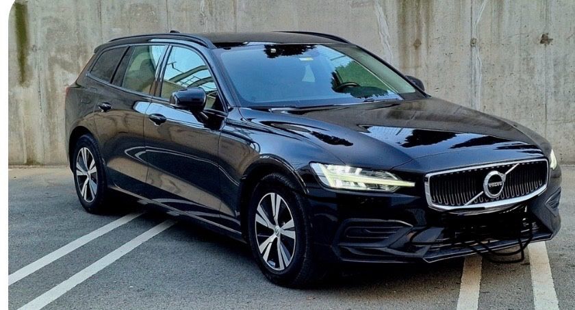 Volvo/Schimb v60 2020 momentum