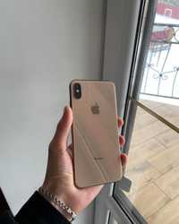 Iphone xs max gold