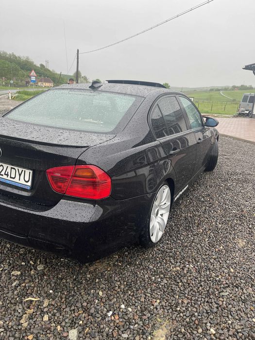 Vând BMW E90 M pachet