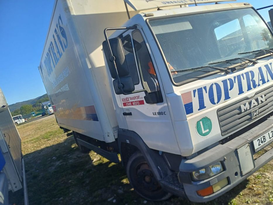 Vând MAN 7.5 t 180CP