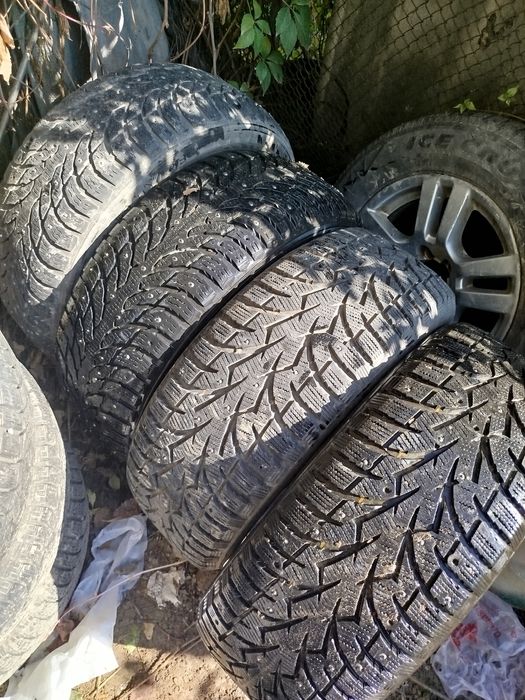 Шины Toyo / Nokian разнопарые 235/55/R18