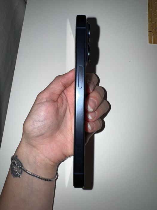 iPhone 15 Pro, 128 GB, stare perfectă