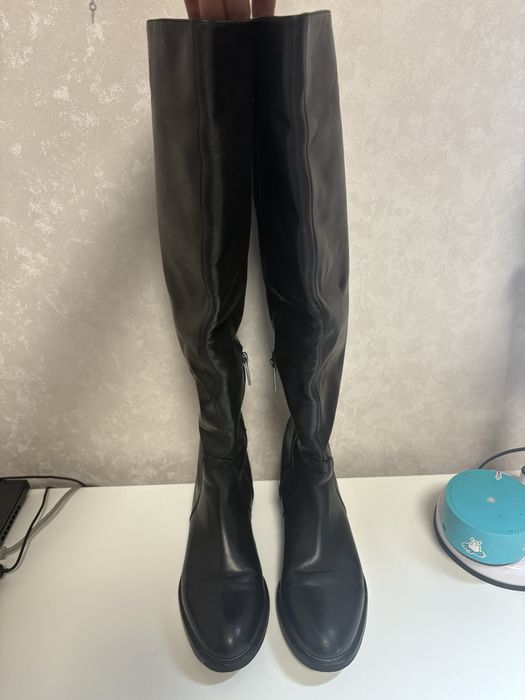 Осенне-весенние натуральные сапоги 38 размера