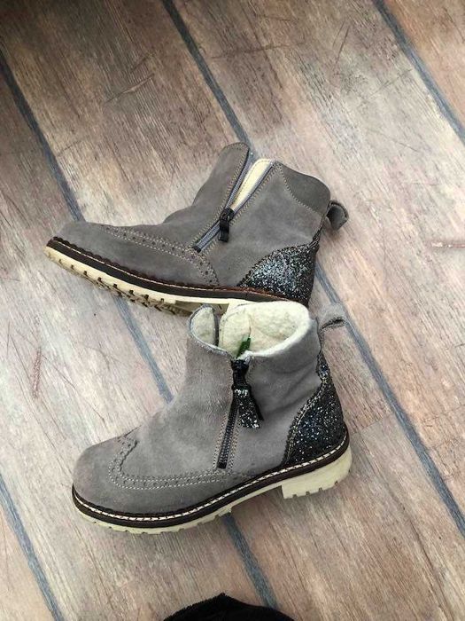 боти от естествен велур Tamaris