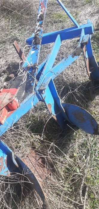 Продавам плуг в добро състояние
