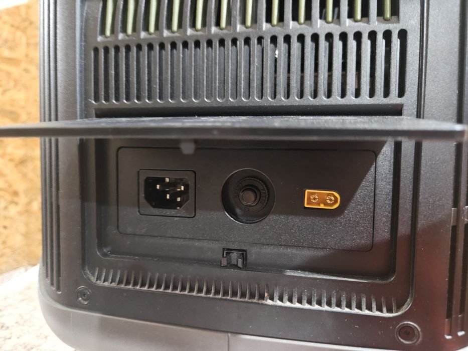 Преносима акумулаторна батерия allpowers r1500