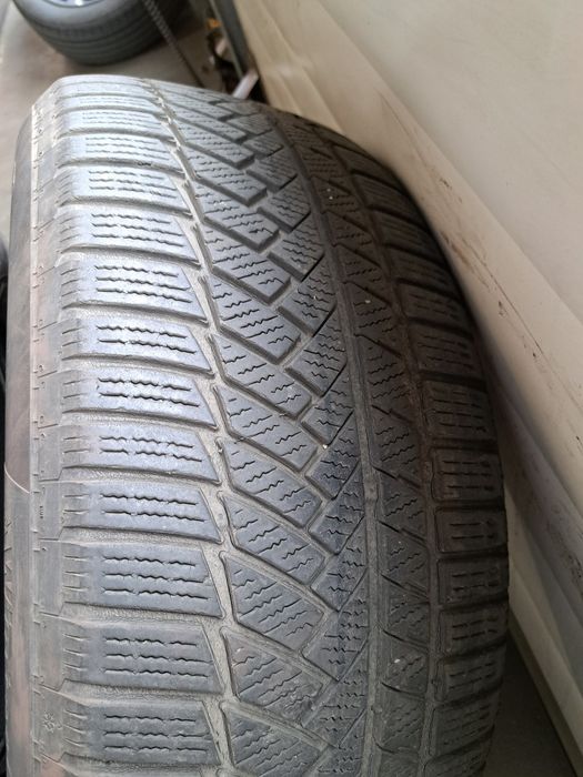 Anvelope Iarna Continental 255/55R18