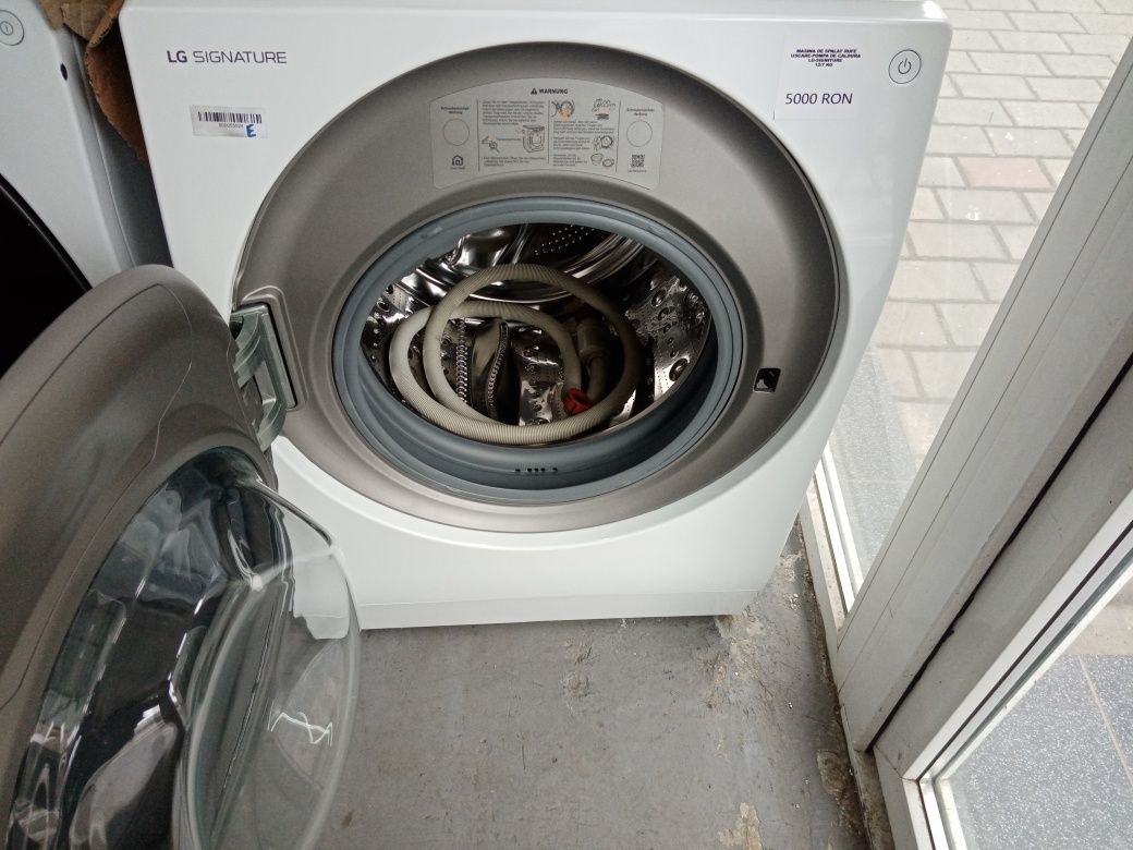 Mașina de spălat LG 12 kg cu pompa de caldura