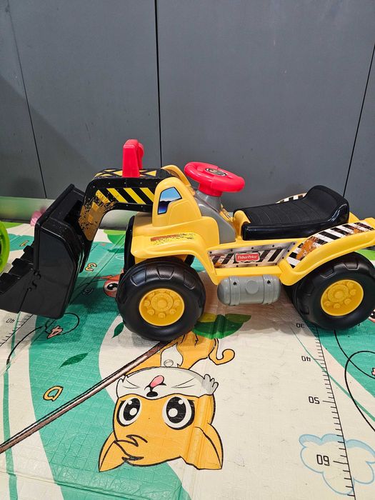 Детски багер на fisher price ride on